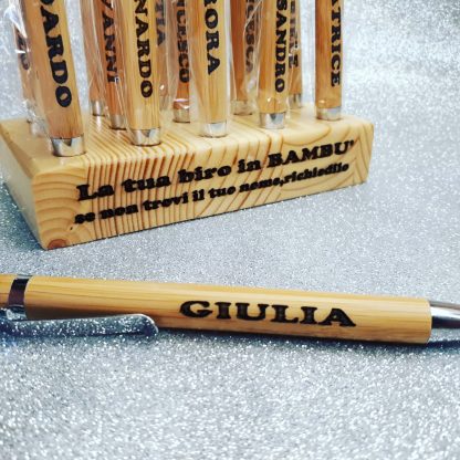 Biro in Bambu